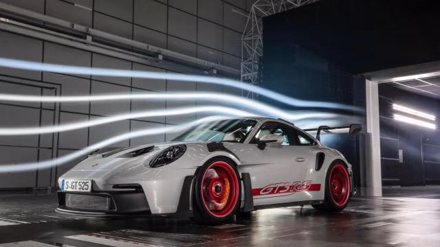 Vyrobeno pro výkonnost: nové Porsche 911 GT3 RS
