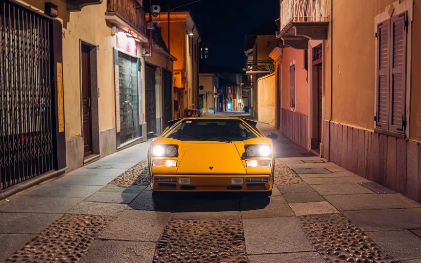 Ztracené Lamborghini Countach se vrací do aukční síně