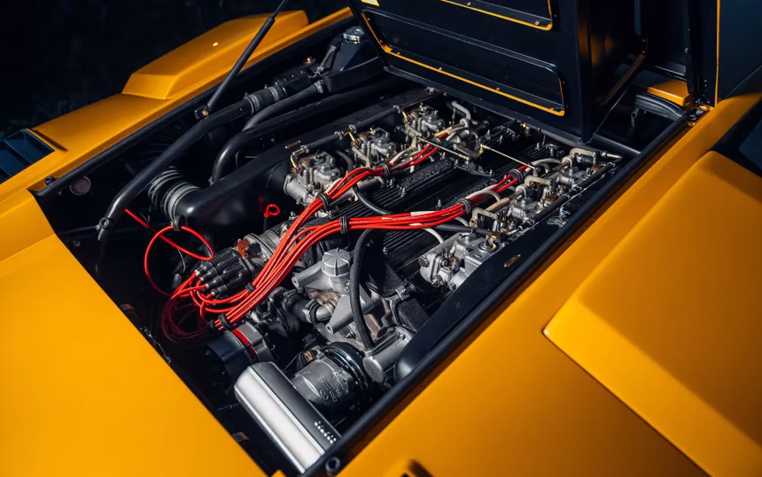 Ztracené Lamborghini Countach se vrací do aukční síně
