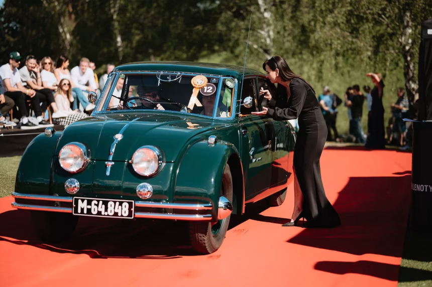 Automobilové klenoty přivezly do Prahy vzácné stroje, foto 1 | brand photo