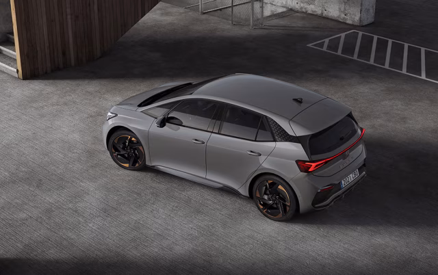 CUPRA představuje nový elektromobil Born