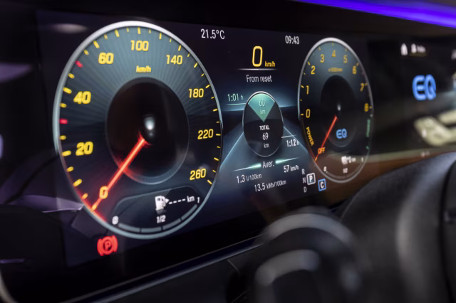 Mercedes-Benz E 300 de 4Matic - Pohodlný elegán