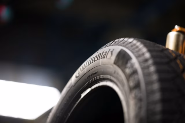Continental bude od příštího roku vyrábět pneumatiky z PET lahví