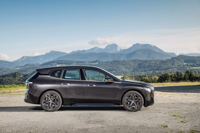 Fotografie nového BMW iX