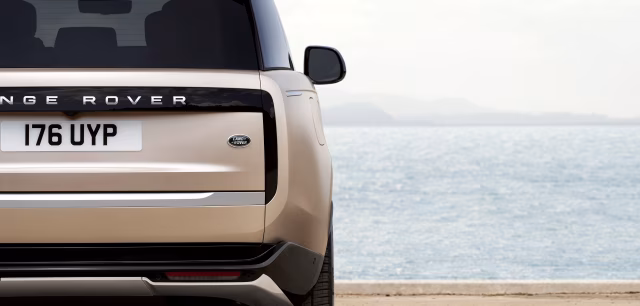 Přijíždí Range Rover páté generace