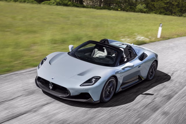 Premiéra nového vozu Maserati MC20 Cielo