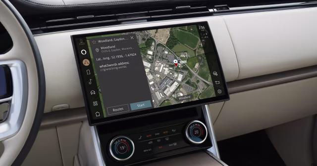 Rychle najde jakékoliv místo: Jaguar Land Rover a What3Words přinášejí jako první na světě speciální řešení navigace