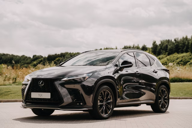 Lexus NX zvolen nejlepším luxusním SUV střední třídy