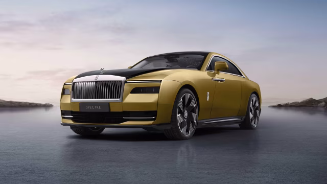 Rolls-Royce představuje svůj první plně elektrický model Spectre