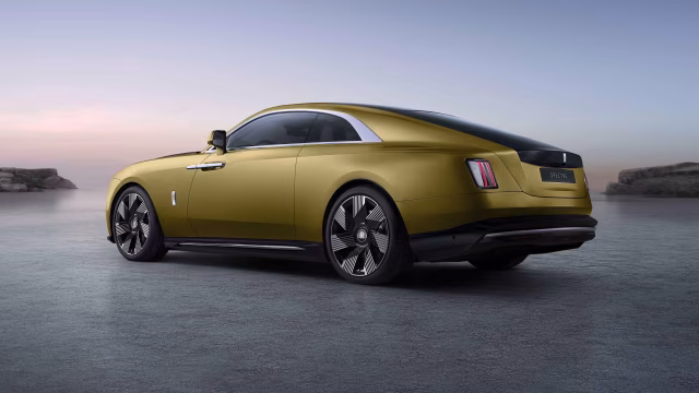 Rolls-Royce představuje svůj první plně elektrický model Spectre