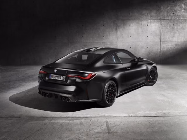 BMW a Kith představují speciální edici nového BMW M4 Competition Coupé