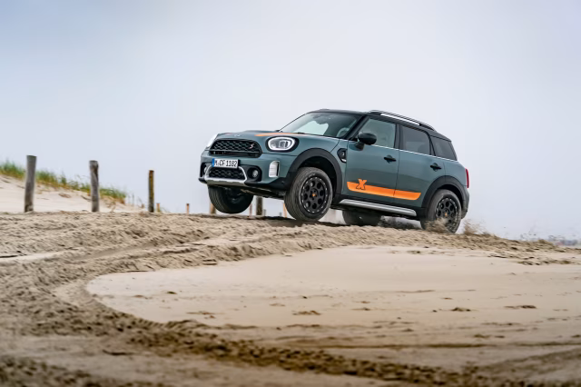 S know-how vítěze dakarské rally: MINI Countryman Powered by X-raid