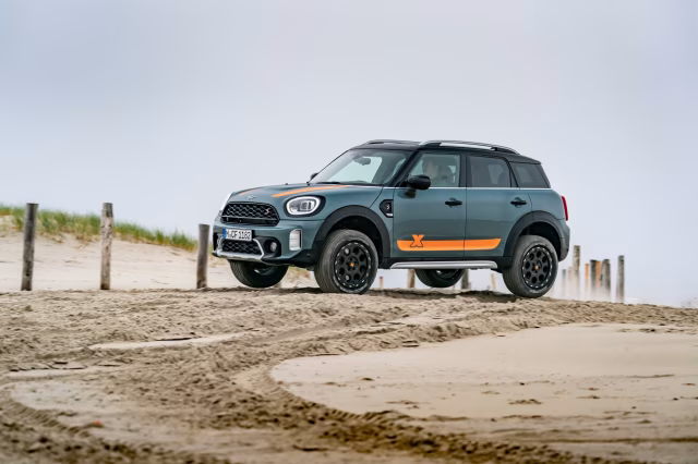 S know-how vítěze dakarské rally: MINI Countryman Powered by X-raid