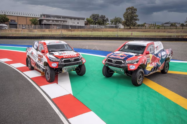 Rallye Dakar 2021 pojedou čtyři nové Hiluxy z TOYOTA GAZOO Racing