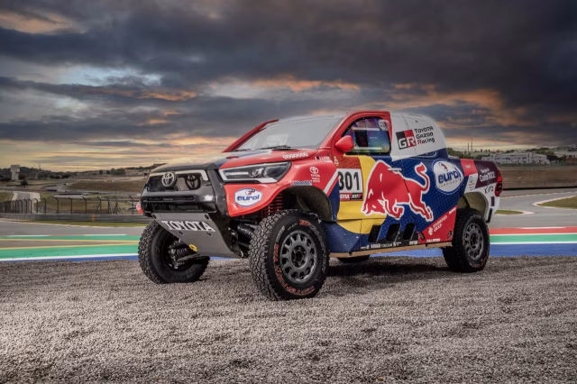 Rallye Dakar 2021 pojedou čtyři nové Hiluxy z TOYOTA GAZOO Racing