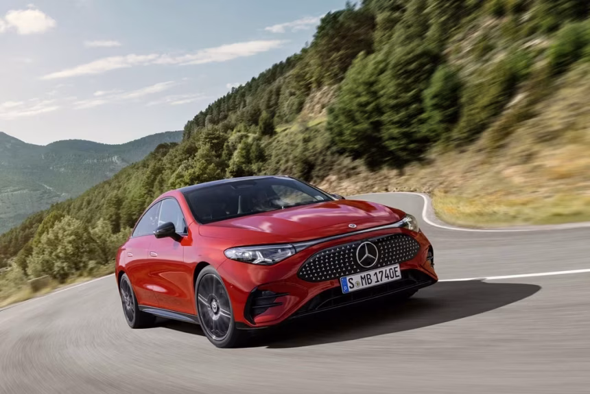 Mercedes-Benz CLA zahajuje novou digitální éru značky, foto 1 | brand photo